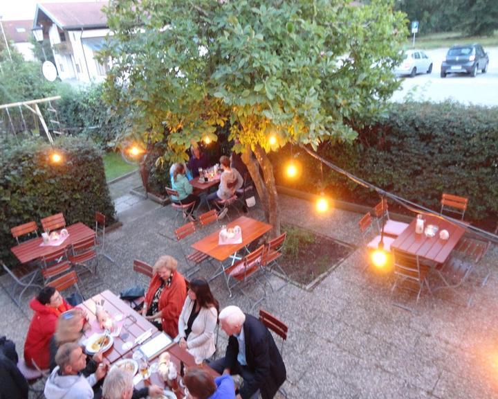 Meindl Alm Wirtshaus und Biergarten